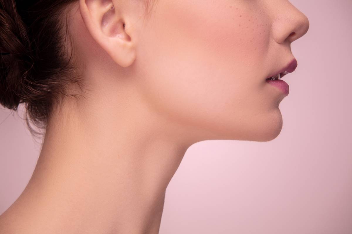 Featured image for What Are the Types of Neck Lifts?